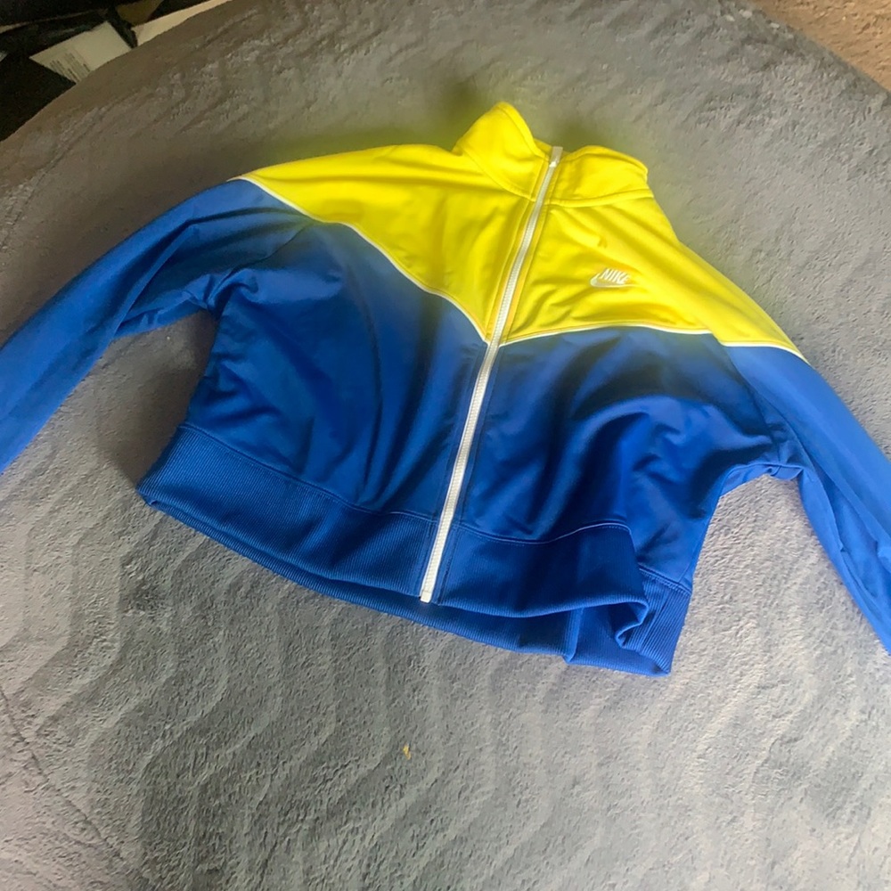XL blue and yellow Nike sweater